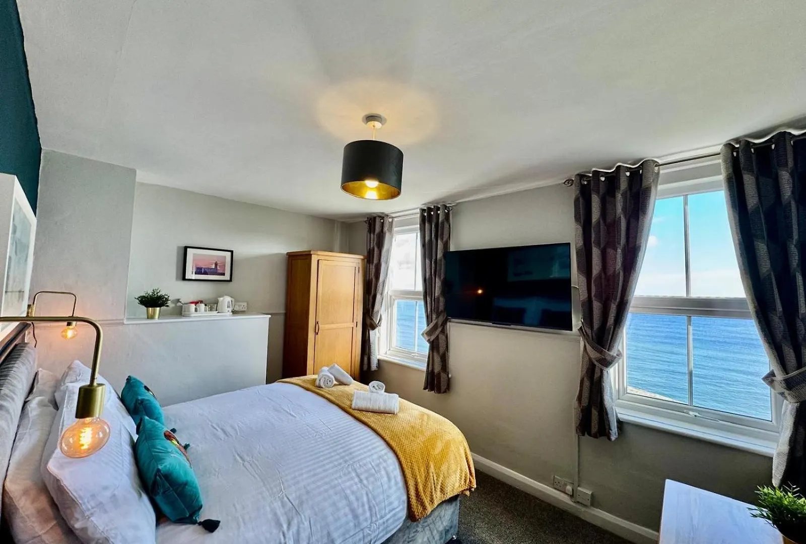 The Rockside Bed and Breakfast Σκάρμπορο 4*,